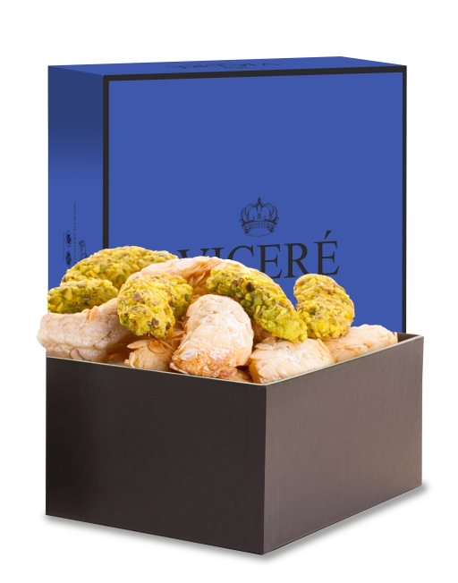 Box 3 - Almond and pistachio desserts